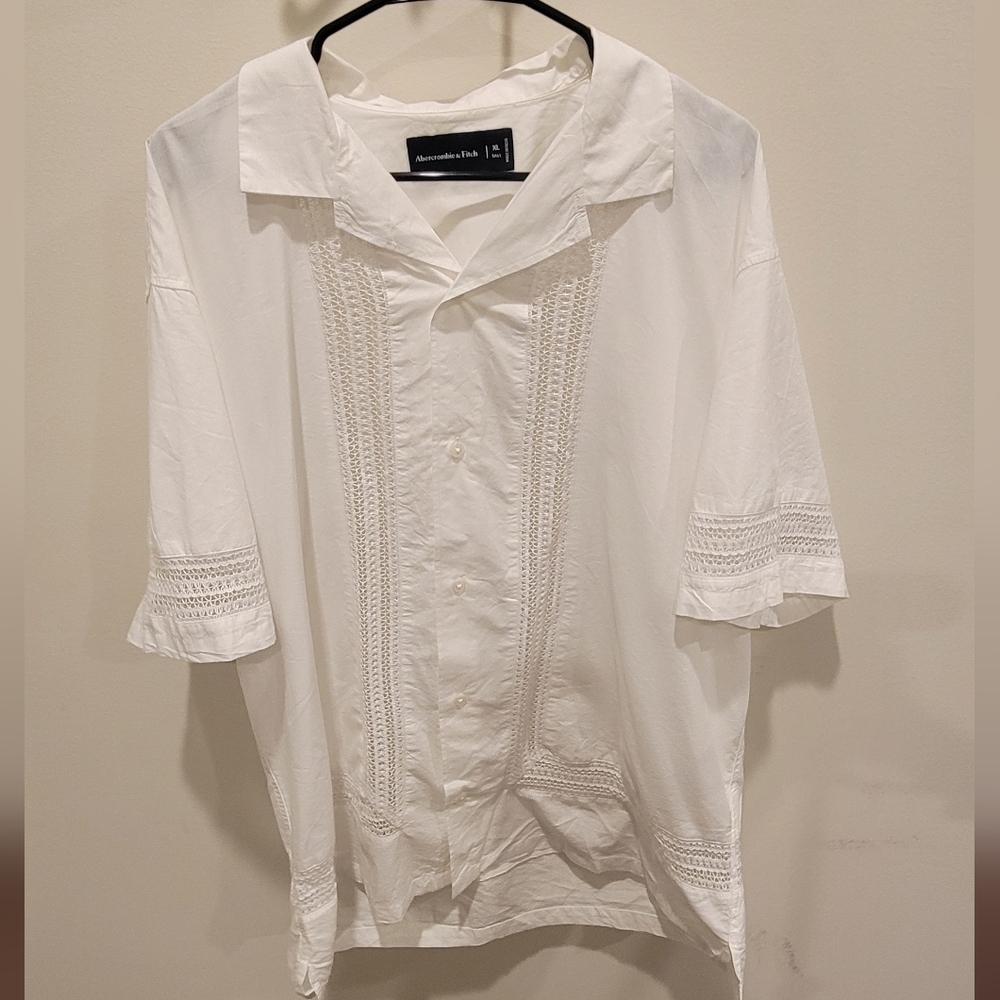 Abercrombie & Fitch Cream Button-Up Shirt